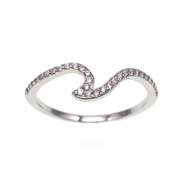 ANILLO FORMA V CON CUBIC