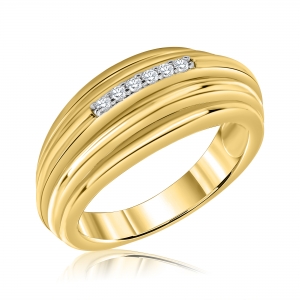 ANILLO LINEA PREMIUM,DORADO RAYADO CON FRANJA PIEDRAS